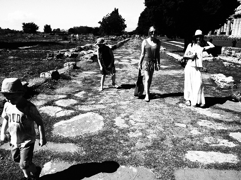 One of the most fascinating things about Pompeii is that many of its buildings are still standing today.